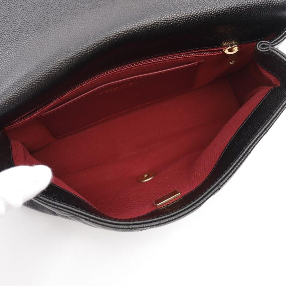Chanel Leather Matelasse Chain Shoulder Bag - Picture 5 of 6